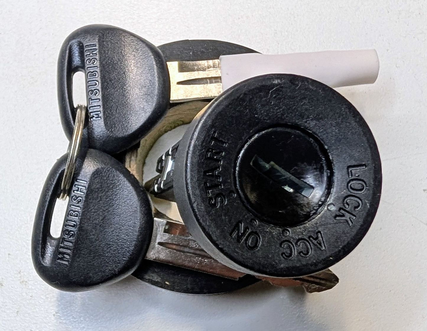 OEM NEW Ignition Lock Cylinder Mitsubishi 3000GT 90-99
