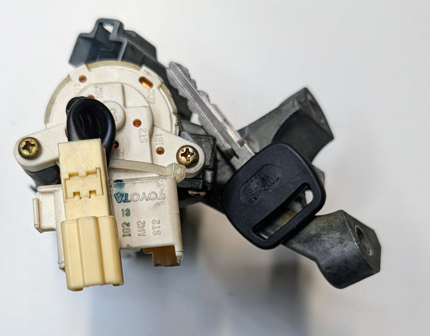 OEM Ignition Lock Toyota Camry 02-06 (45020-06-4)