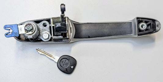 OEM Driver Side Door Handle Chevrolet Impala 06-16