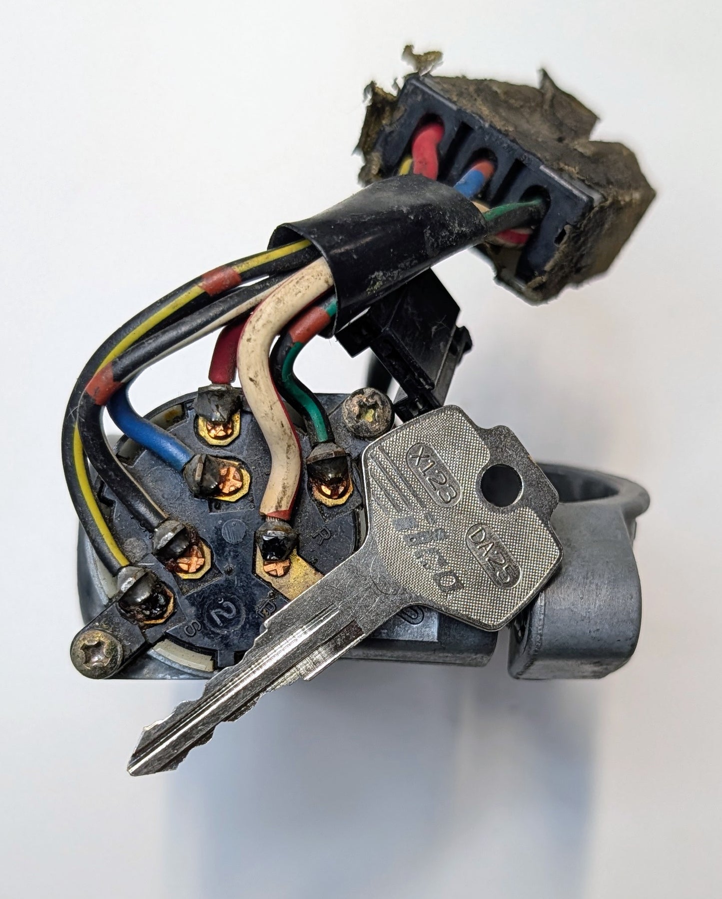 OEM Ignition Lock Infiniti J30 93-97