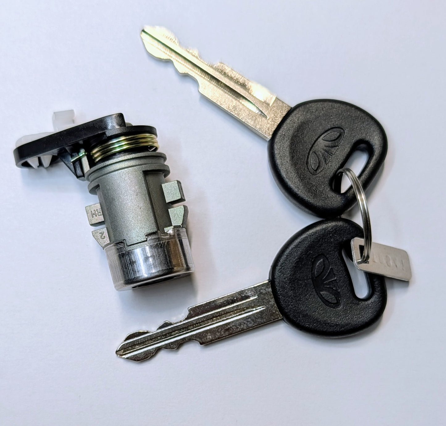 OEM NEW Passenger Side Door Lock Cylinder Daewoo Lanos 99-02