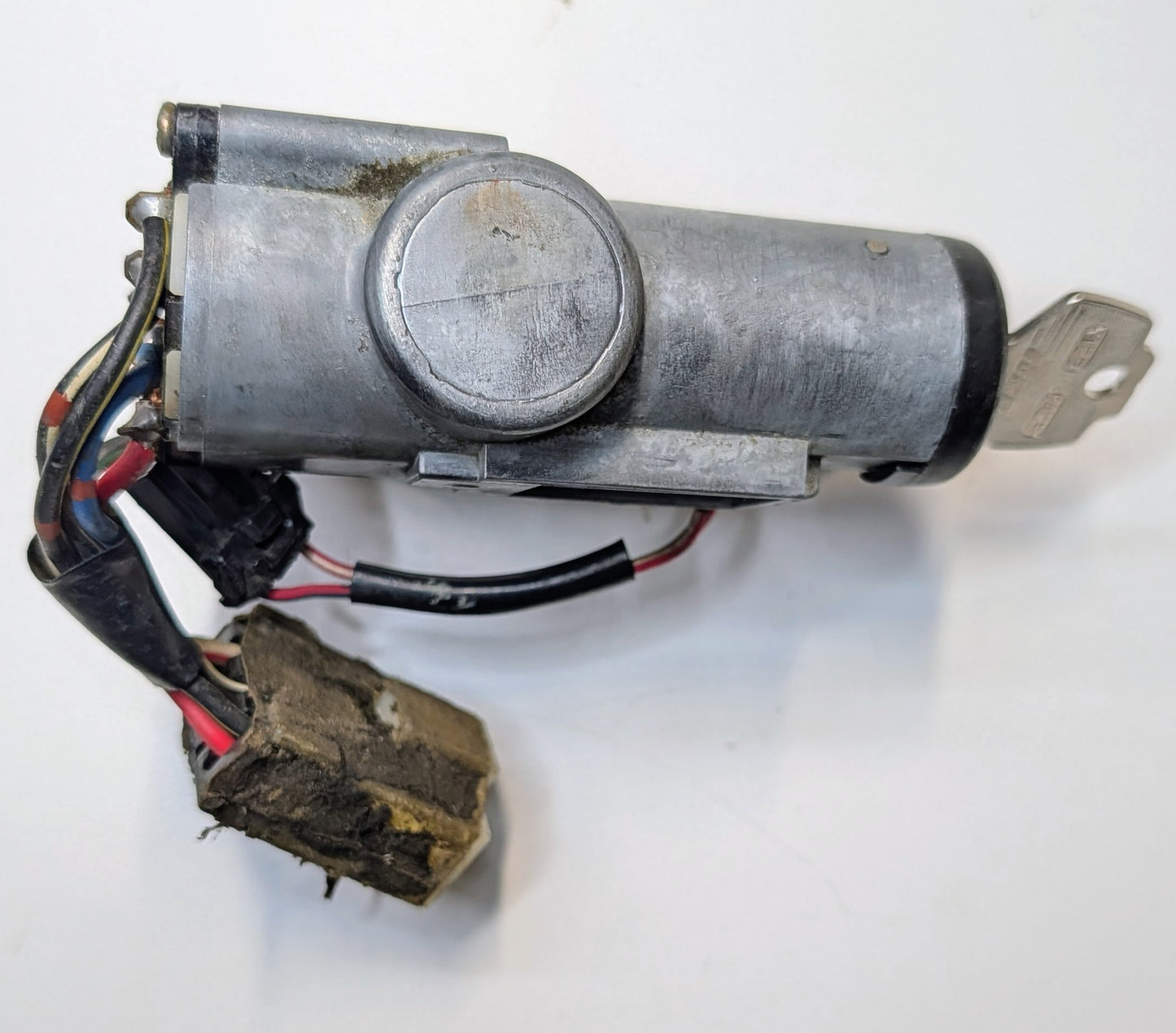 OEM Ignition Lock Infiniti J30 93-97