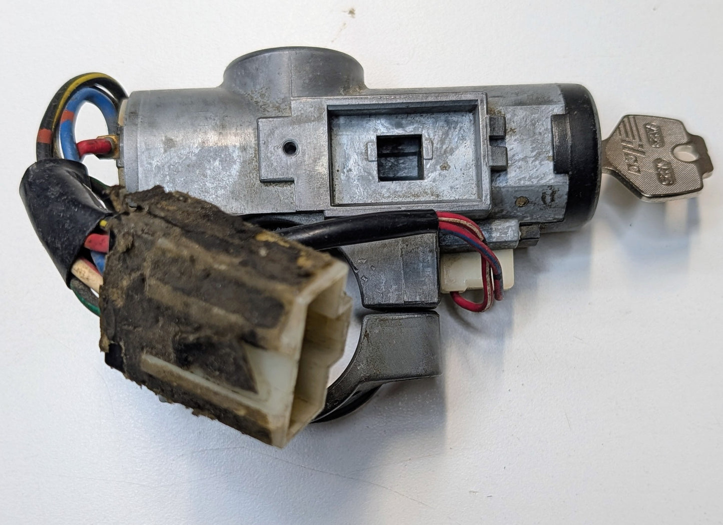 OEM Ignition Lock Infiniti J30 93-97