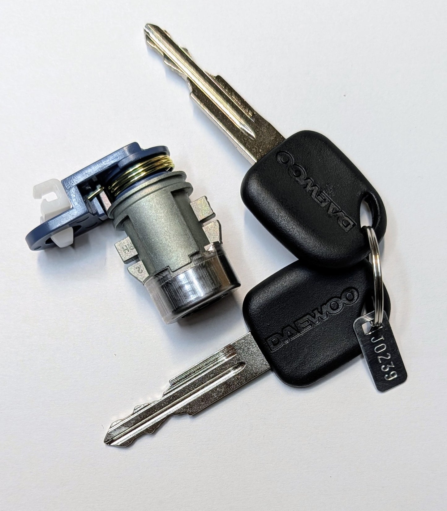 OEM NEW Passenger Side Door Lock Cylinder Daewoo Nubira 99-02