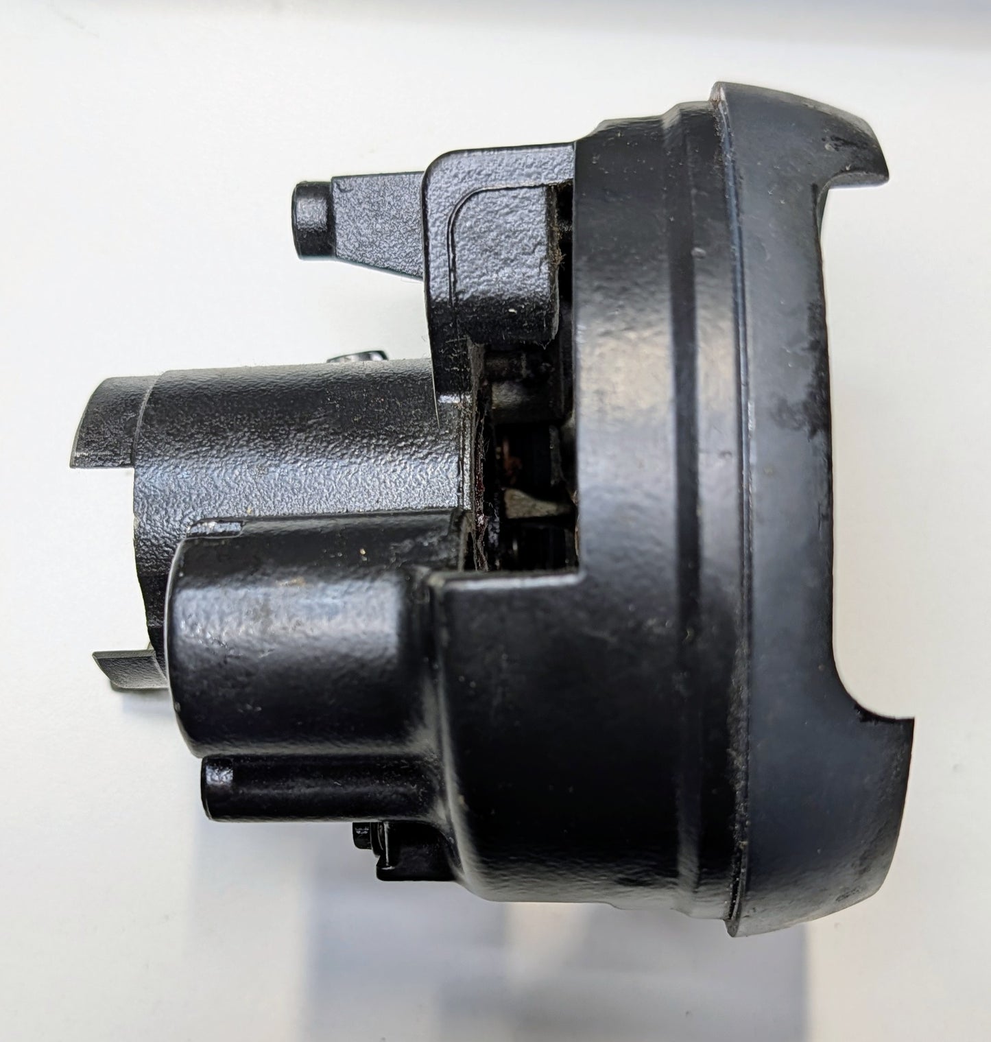 Upper Tilt Steering Column Housing GM G-Body 85-97 (26044516)