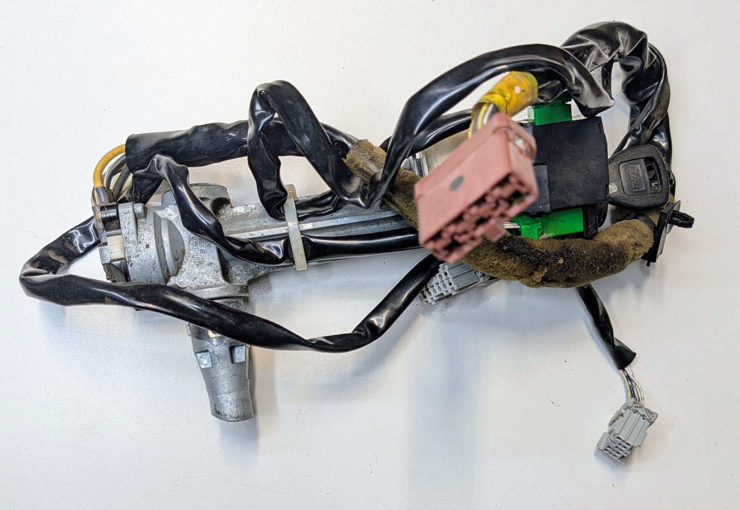 OEM Ignition Lock Honda Odyssey 1998 (SX0)