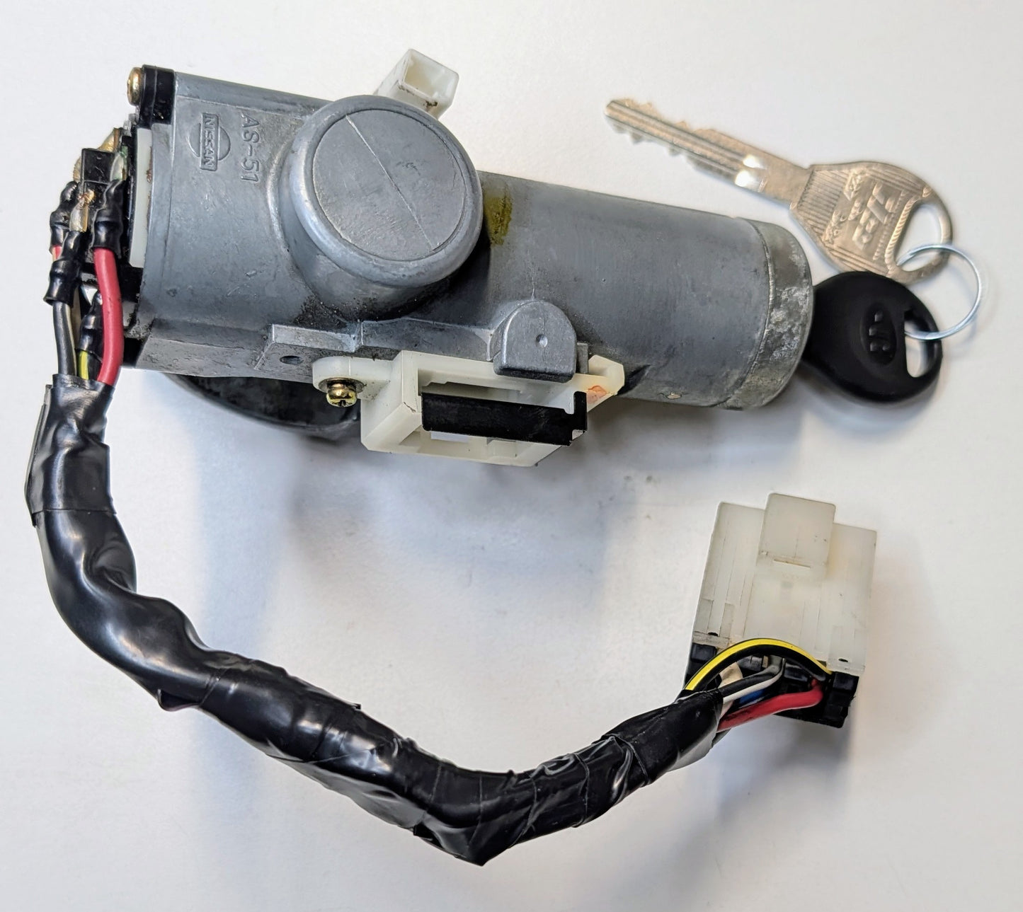 OEM Ignition Lock Nissan Xterra 00-04 Auto Transmission