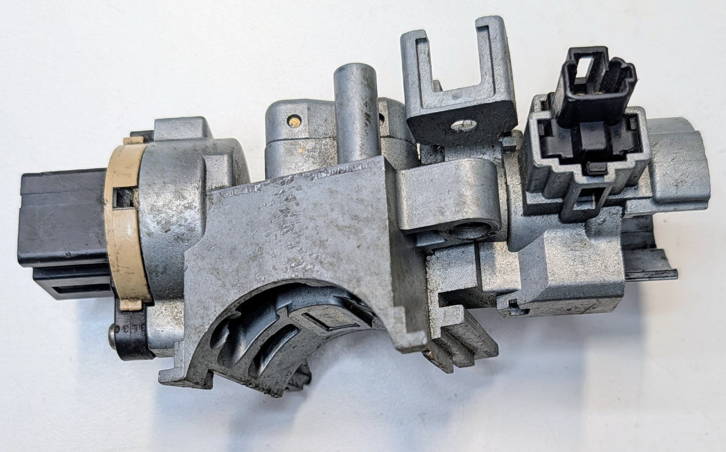 OEM Ignition Lock Housing Mazda SL-34