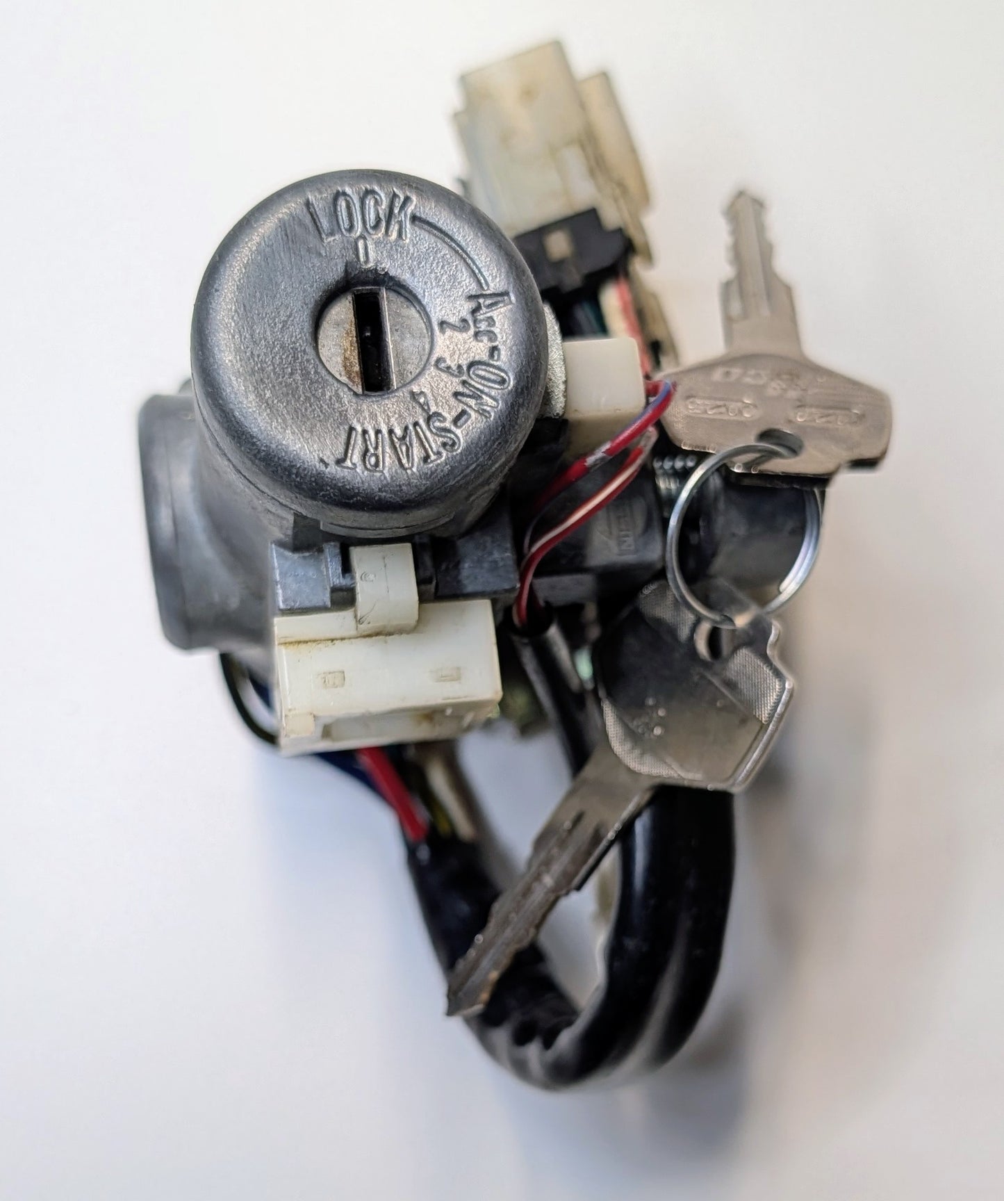 OEM Ignition Lock Nissan Maxima 95-98 Auto Transmission (SK66)