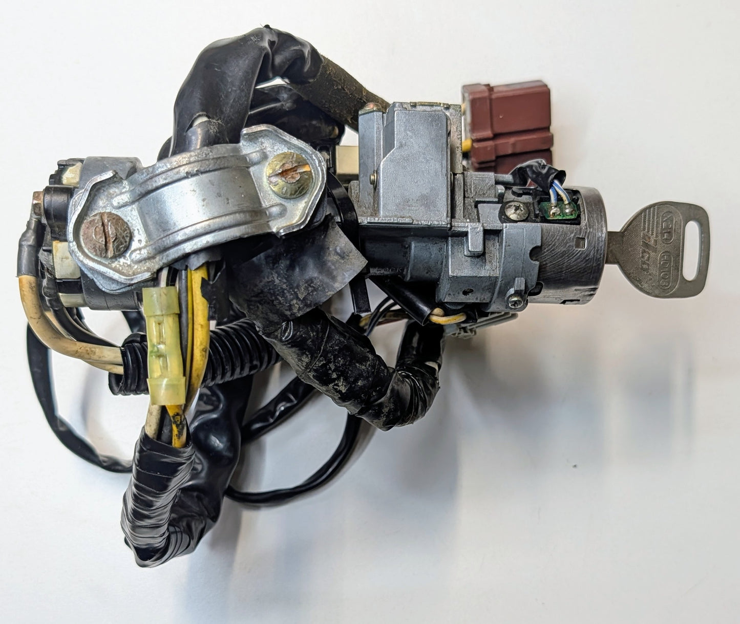 OEM Ignition Lock Honda Accord 90-91 (SM4-700-1)