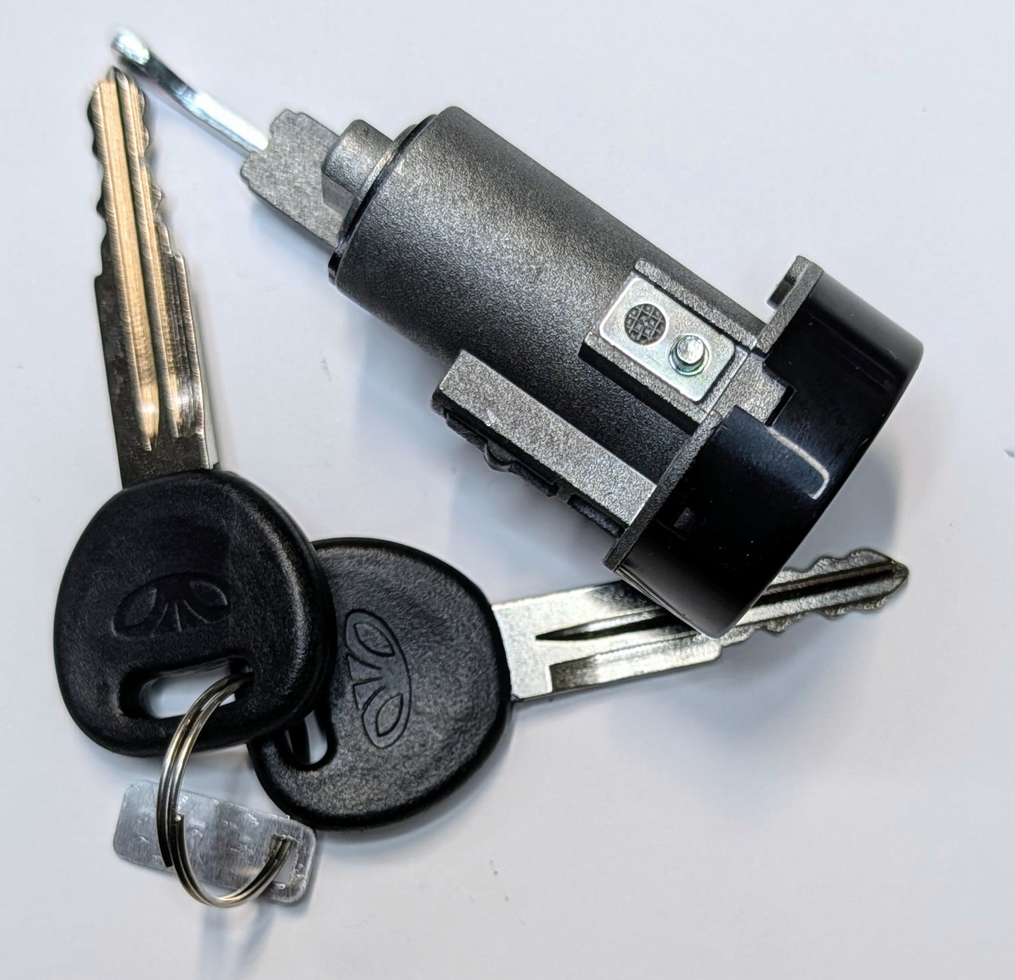 NEW OEM Ignition Lock Cylinder Daewoo Lanos 99-02